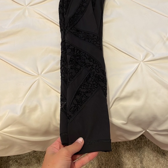 Lululemon leggings WORN ONCE - Picture 2 of 8